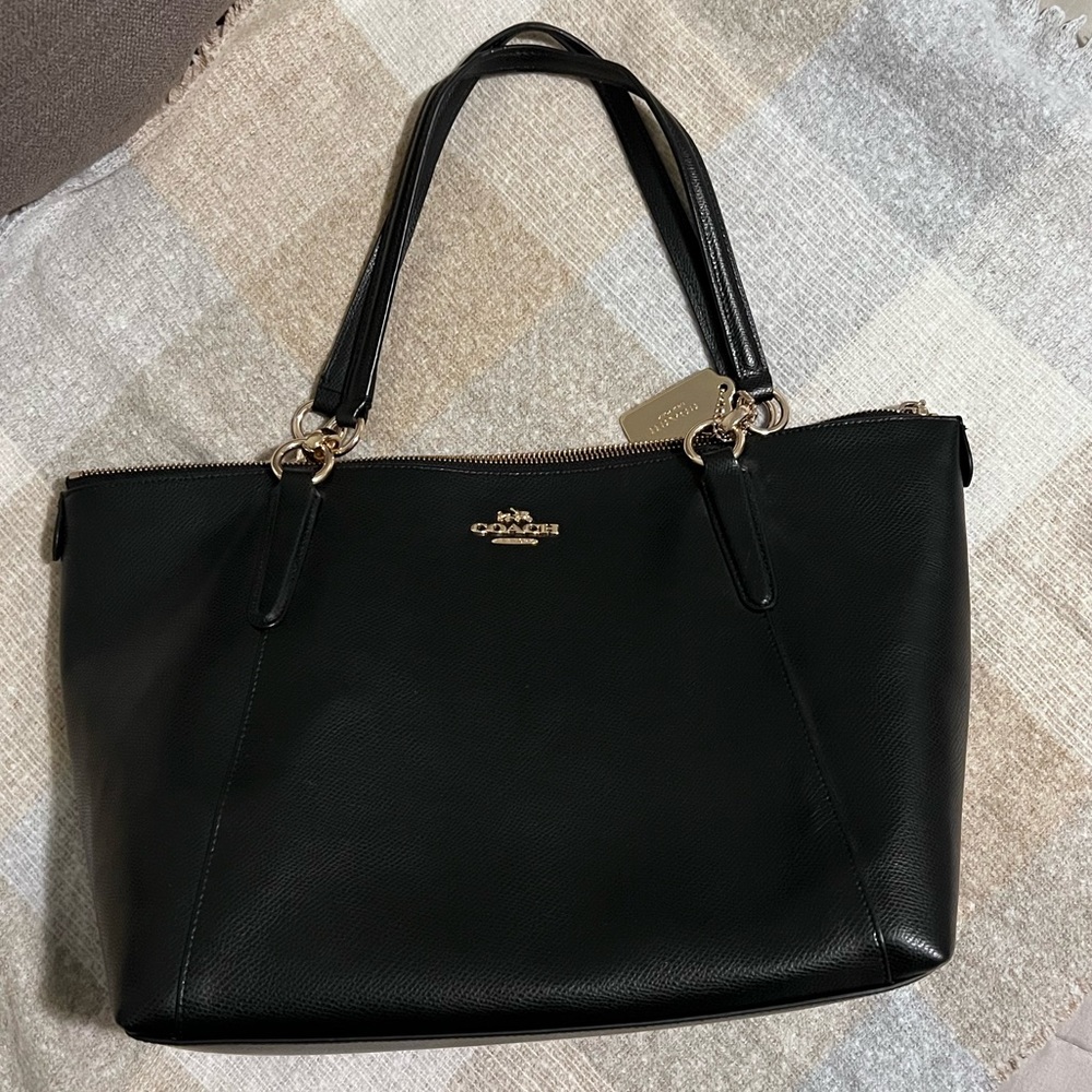 Coach Tote in black